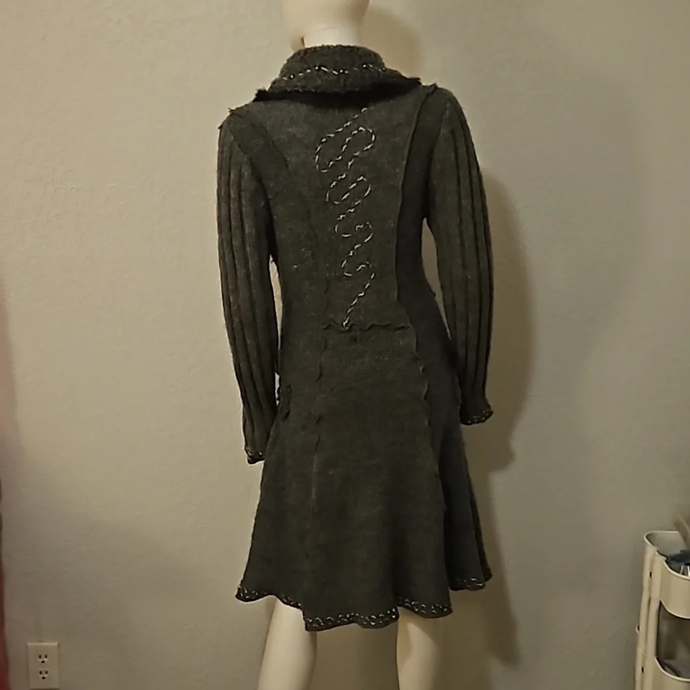 VTG FORLA PARIS 1990s Wool Fur Trim Rosette Longline Sweater Cardigan